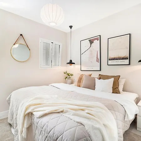 Apartment Stylish 3 Bed I Puerto Banus